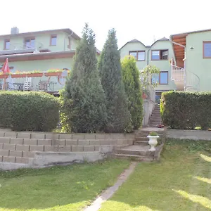 https://pension-lukas.marianskelaznehotels.net